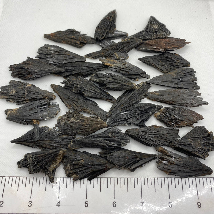 Kyanite (Black) Fan -FAN1-1