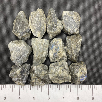 Labradorite (Rough) L108