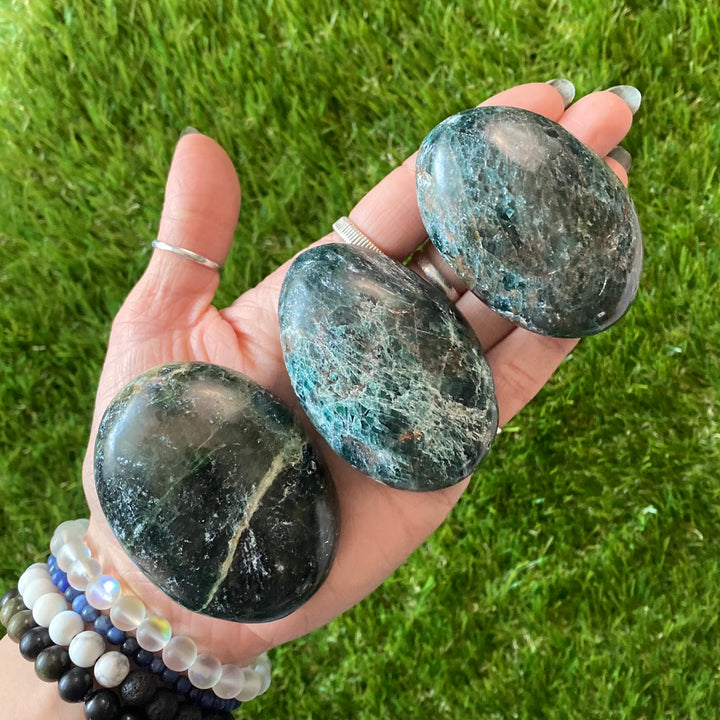 Green Apatite Palm Stone PS42-2