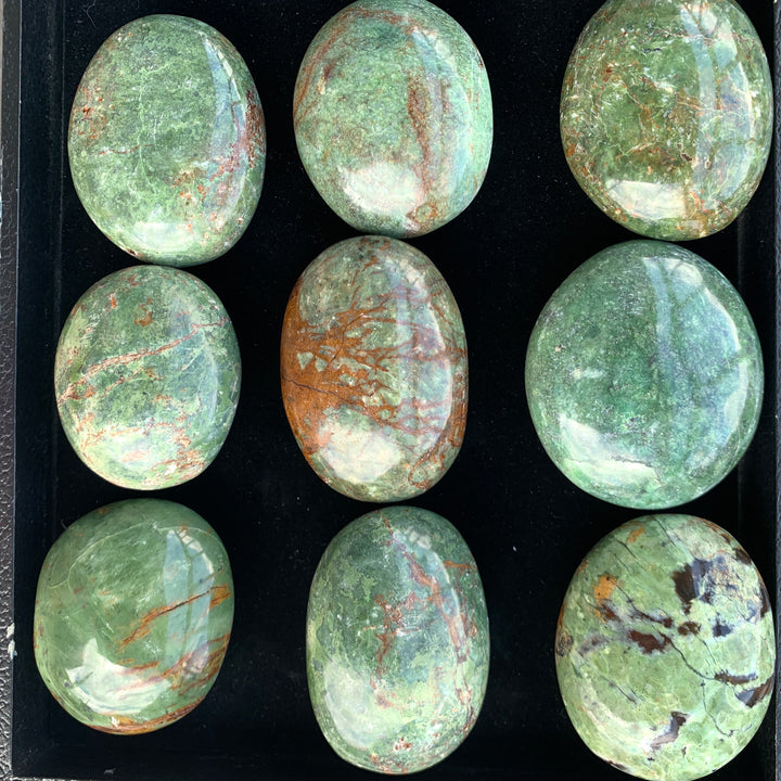 Chrysoprase Palm Stone PS26-7