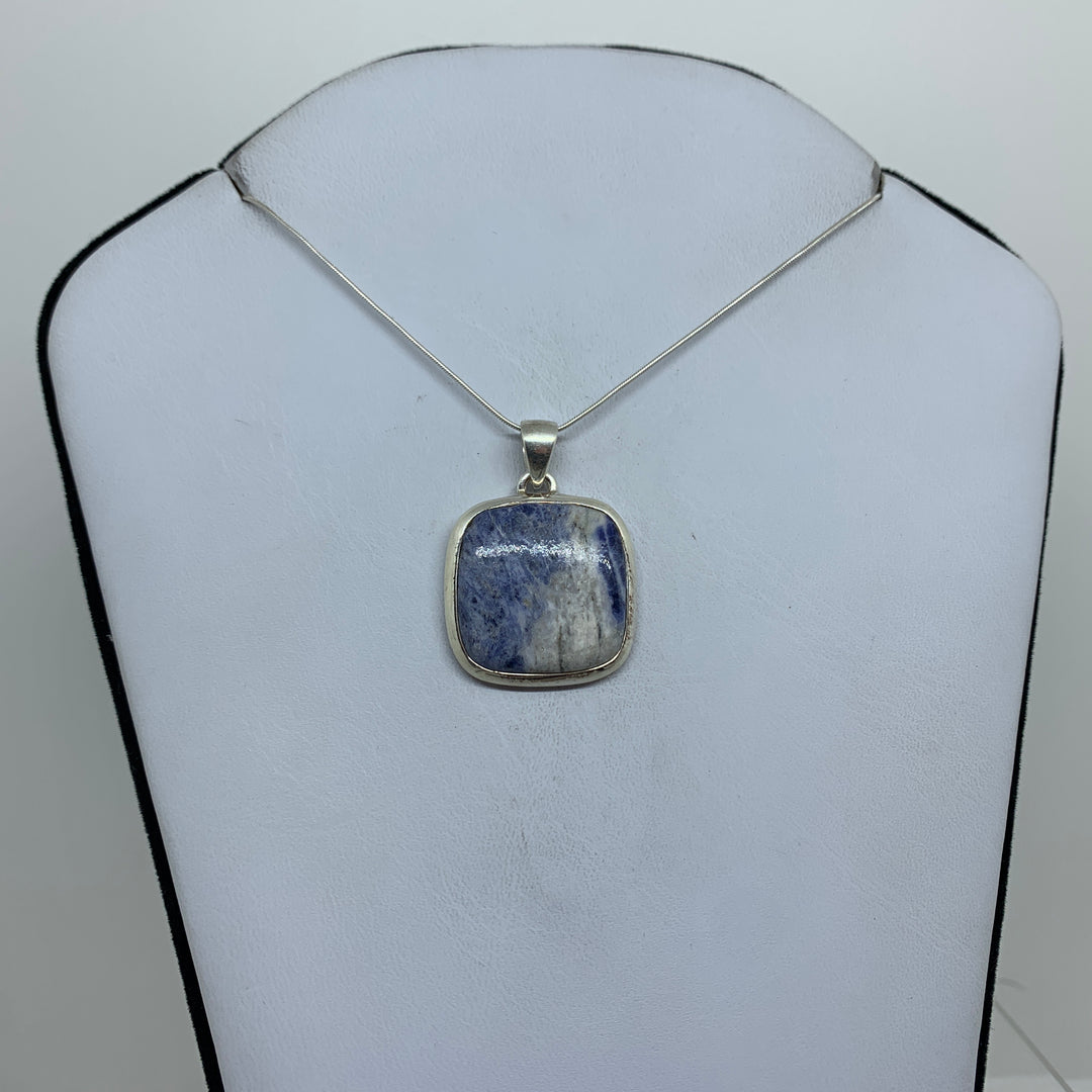 Sodalite Pendant-MN72 P14