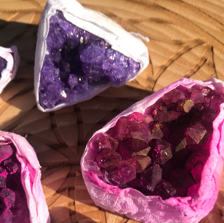 Quartz Cluster Dyed DYE1-1