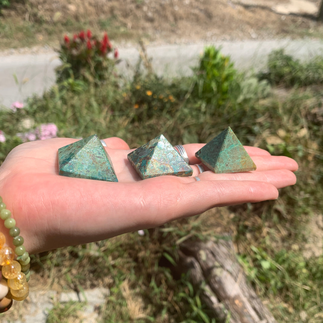 Chrysocolla Pyramid PY17-1