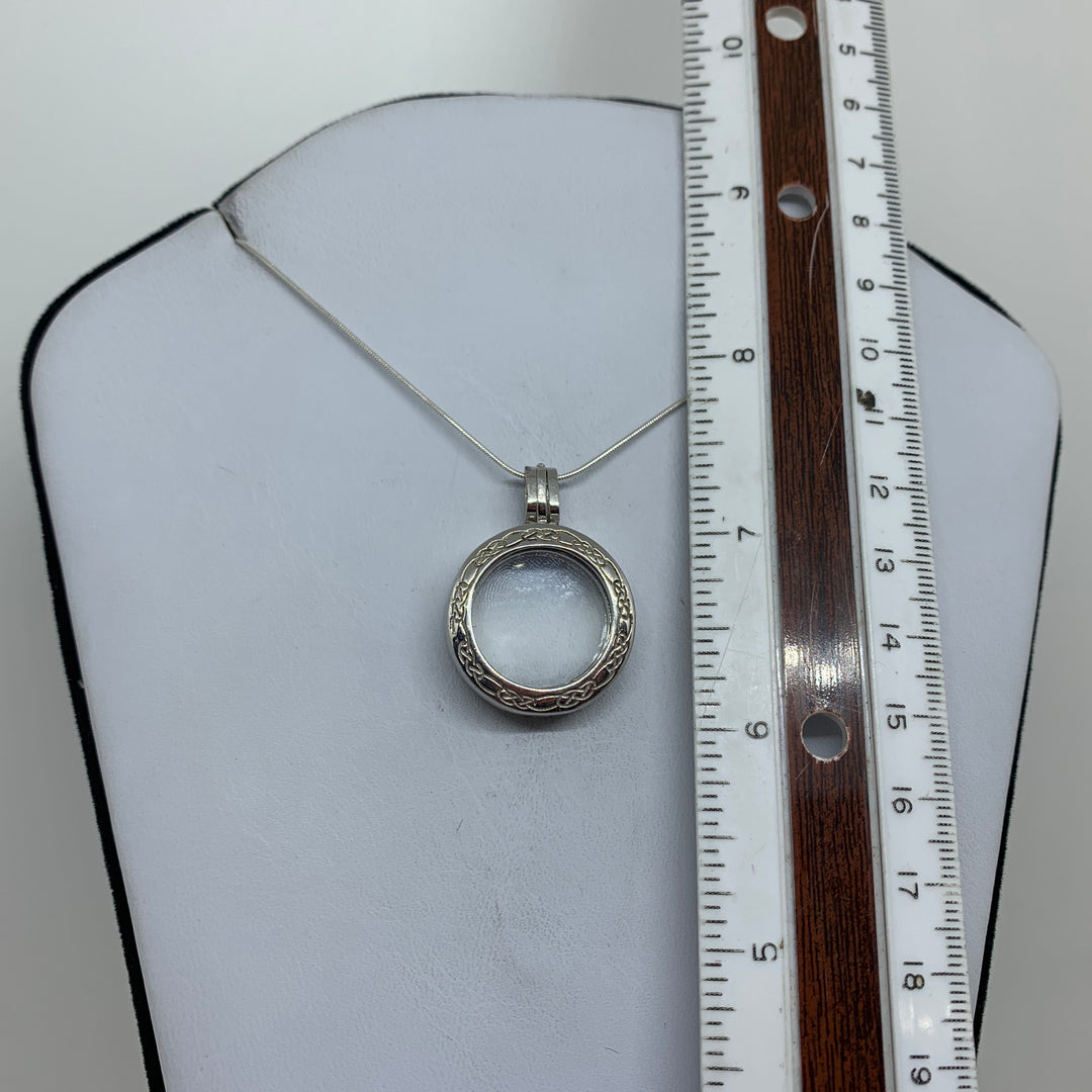 MD RND Locket Pendant SS P12