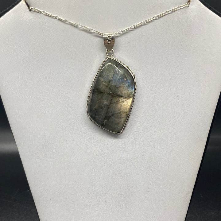 Labradorite pendant SS  -TM971