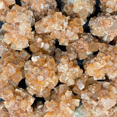 Aragonite Clusters V105