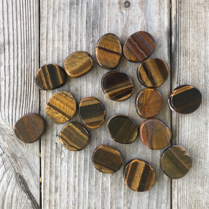 Tiger Eye Thumb Stone JC59