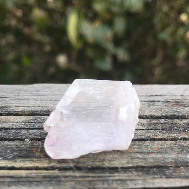 Hiddenite Spudomene WZ1096