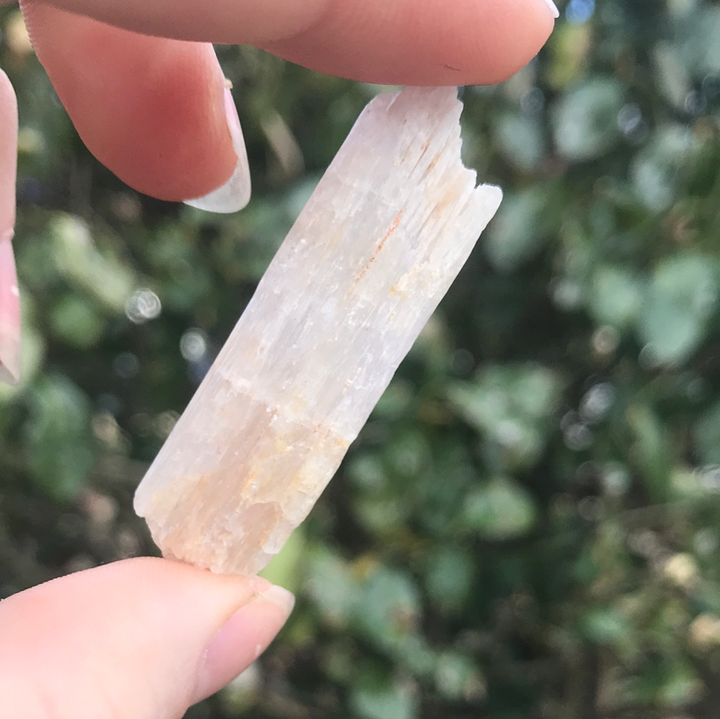 Hiddenite Spudomene WZ1097h